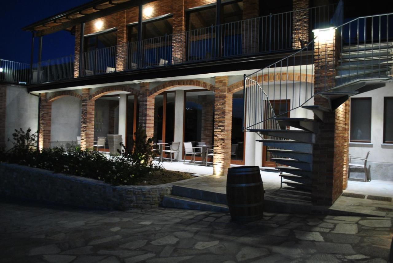 Casa Castella - Adults Only - Langhe Villa Diano dʼAlba Buitenkant foto