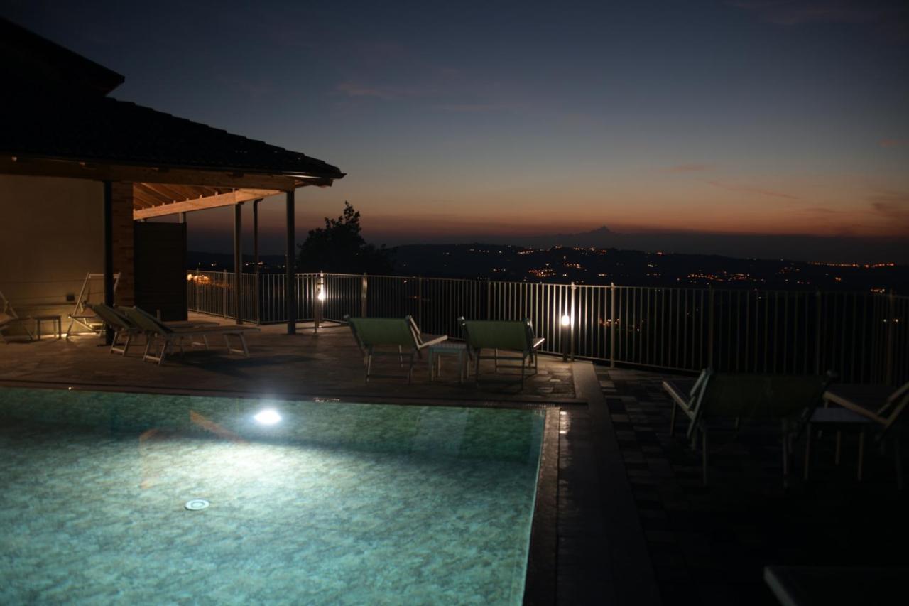 Casa Castella - Adults Only - Langhe Villa Diano dʼAlba Buitenkant foto