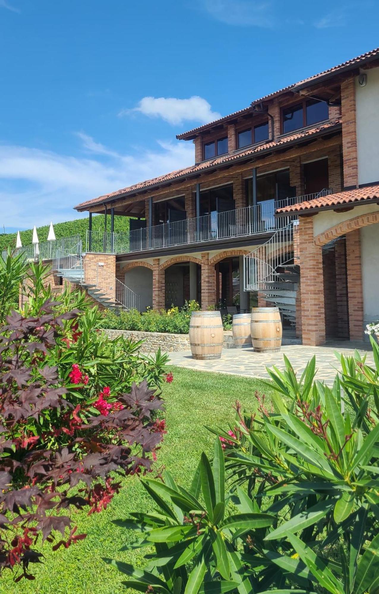 Casa Castella - Adults Only - Langhe Villa Diano dʼAlba Buitenkant foto