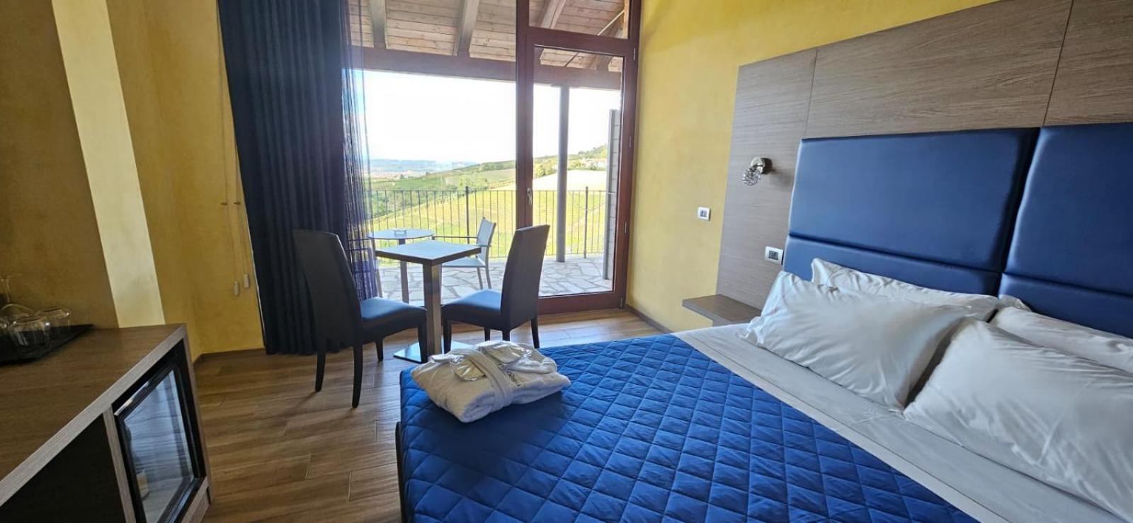Casa Castella - Adults Only - Langhe Villa Diano dʼAlba Buitenkant foto