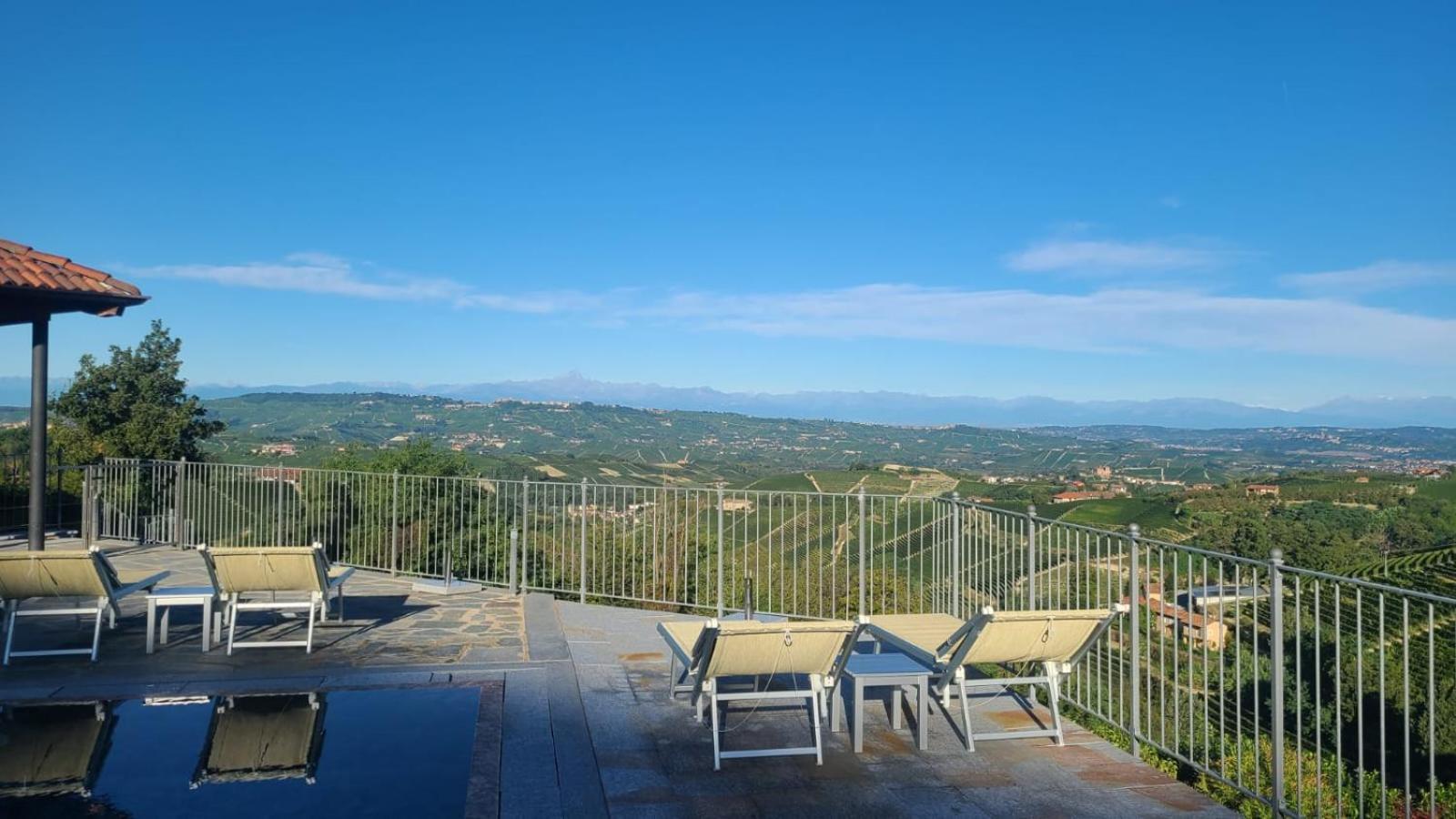Casa Castella - Adults Only - Langhe Villa Diano dʼAlba Buitenkant foto